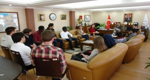Şeyh Edebalı Üniversitesinde Öğrenim Gören Yabancı Öğrenci Kulubü Milli Eğitim Müdürümüzü Ziyaret Ettiler.