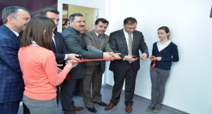 Bozüyük Kumral Abdal Anadolu Lisesinde Zenginleştirilmiş Kütüphane Açılışı Yapıldı.