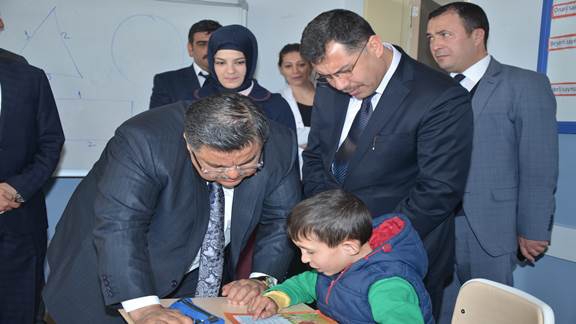Belediye Başkanı Selim YAĞCI ve Milli Eğitim Müdürü İsmail ALTINKAYNAK, Bilecik Özel Eğitim Okullarını Ziyarette Bulundular.