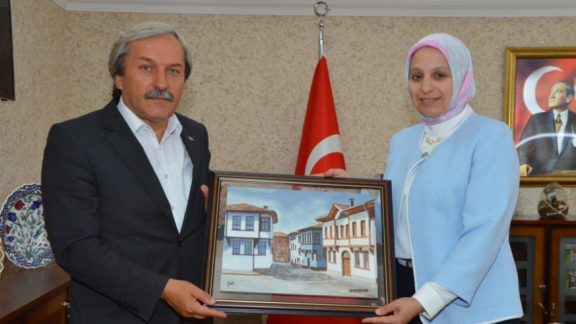 Osmaneli Belediye Başkanı´ndan İl Milli Eğitim Müdürümüz Fazilet DURMUŞ´a "Hayırlı Olsun." Ziyareti