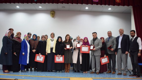 Genç Nida Kızlar Arası Kuran-ı Kerim Okuma Yarışması Bilecik Bilim ve Sanat Merkezinde Yapıldı