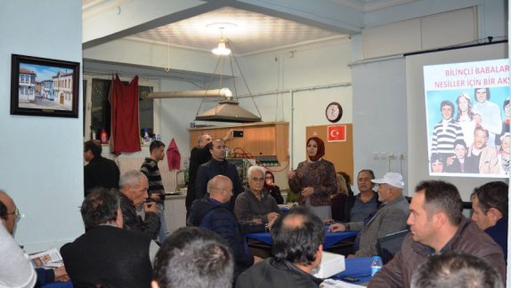 İl Milli Eğitim Müdürümüz Fazilet Durmuş Osmaneli İlçemizde Veliler ile Kahvehane Sohbetleri Projesi Kapsamında Kahvehane Ziyareti Gerçekleştirdi