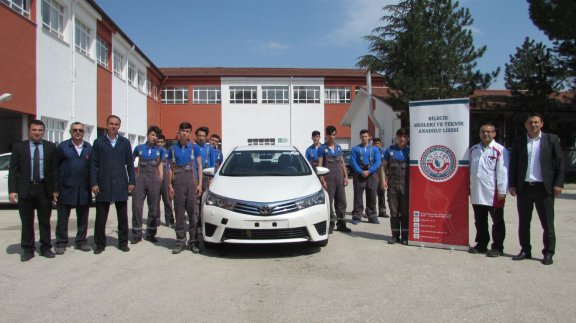 Toyota Türkiye A.Ş´den Mesleki Eğitime Büyük Destek
