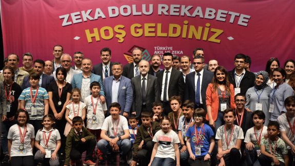 Akıl ve Zeka Oyunları Turnuvası Türkiye Finali Ödül Töreni