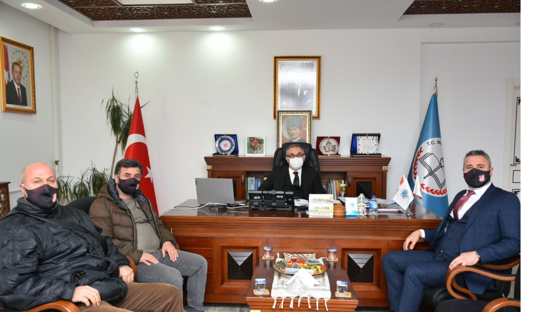 Bilecikspor Kulübü , İl Milli Eğitim Müdürümüz Mustafa Sami AKYOL'u makamında ziyaret etti.